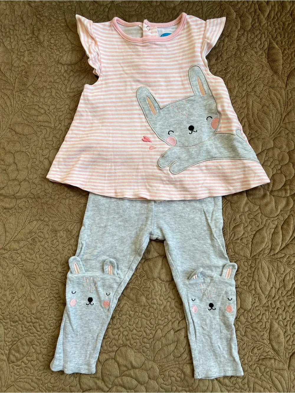 18 months Baby girl’s clothes bundle